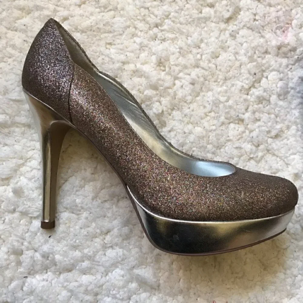 GUESS: Multicolored Rainbow Metallic Glitter Heels Platform Pumps Sz 8.5